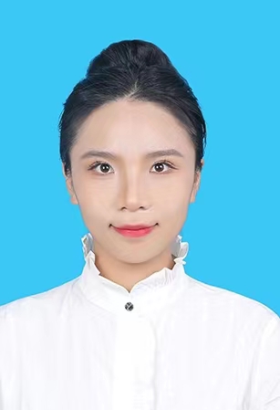林媛媛 2021级辅导员